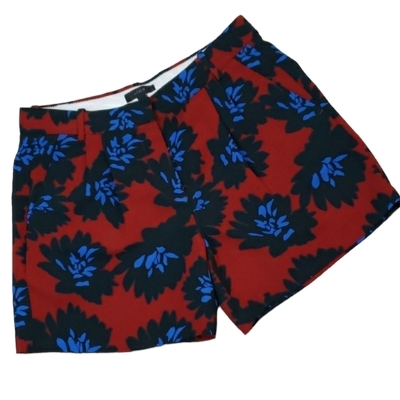 J. Crew~Woman Size 4~Red/Blue Floral Print Chino Shorts Slash Pockets. - Picture 1 of 12